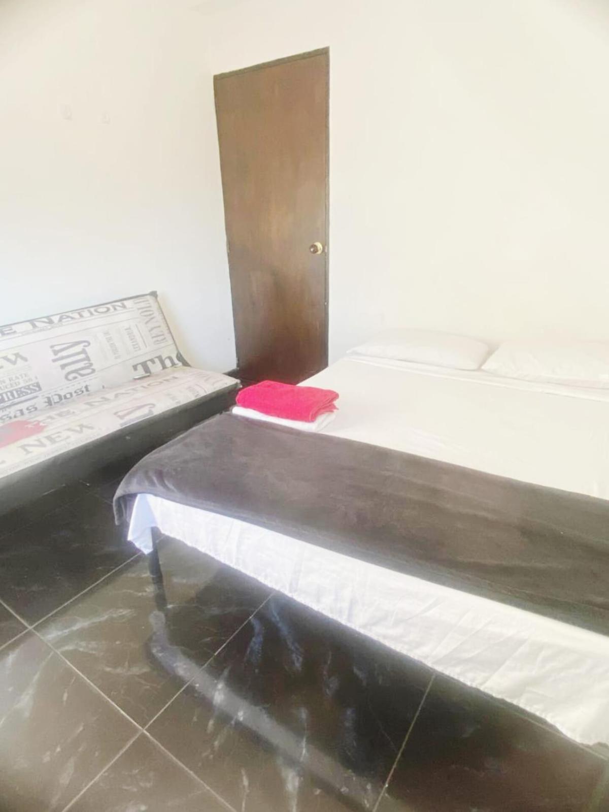 Guest house Campo Valdes Park *